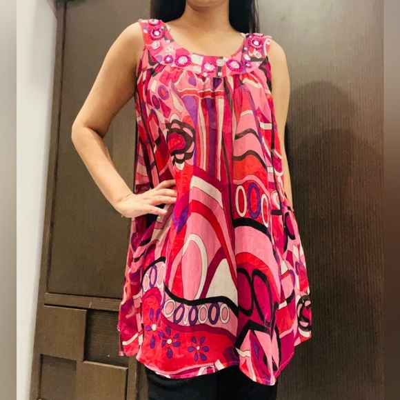 Printed semi sheer top - Picture 3 of 7